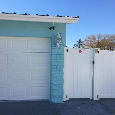 Sunshine Apartment Tampa Exterior photo