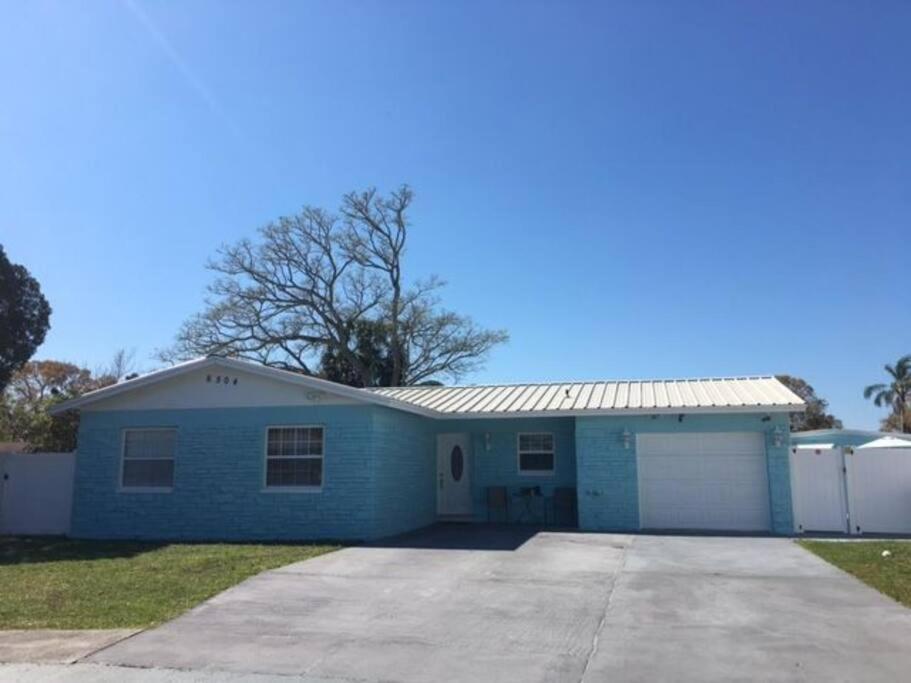 Sunshine Apartment Tampa Exterior photo